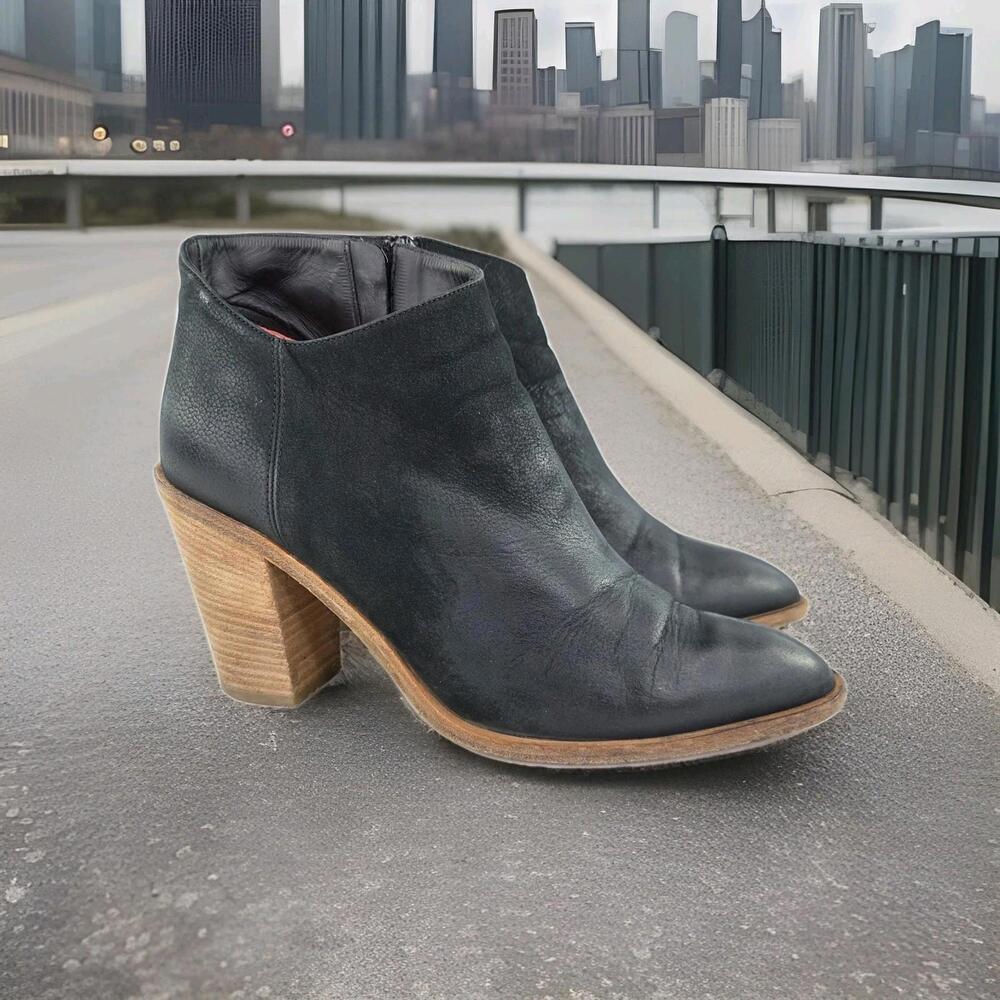 VINCE. WOMEN'S ANKLE OOTS US 8.5 BLACK LEATHER HEELS ZIPPER BOOTIES